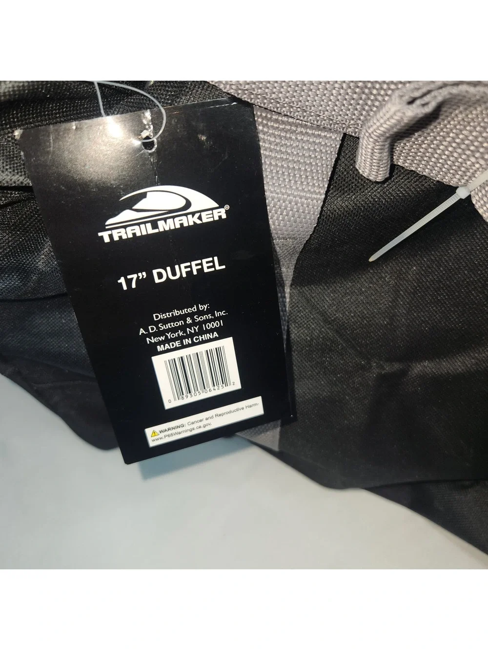 Trailmaker 17 inch black duffel bag